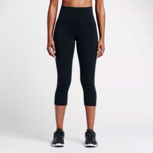 Nike Legend Sculpt Women's Training Capris